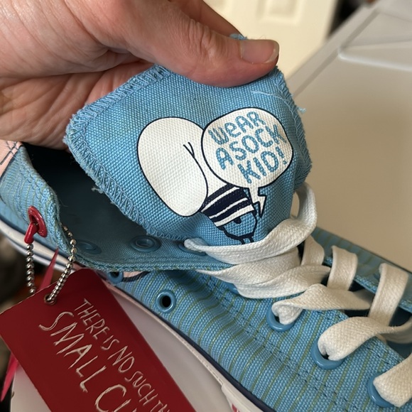 10.5 New Converse x Undefeated “Raw Dog” Collab - Wear a Sock - Red Project - Picture 4 of 6